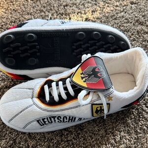 Sloffie Men's Deutschland Soccer Slippers